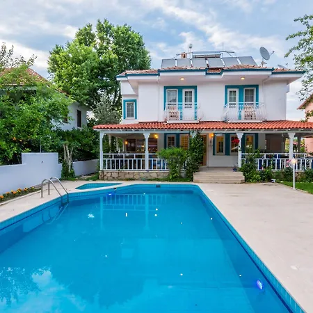 Calypso Cozy Suites (Adults Only) Rum i privatbostad Dalyan