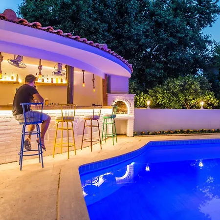 Rum i privatbostad Calypso Cozy Suites (Adults Only) *